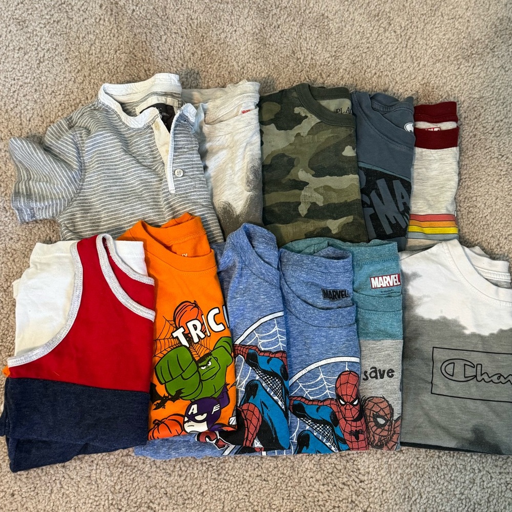 Bundle of Boys T-shirts 4T